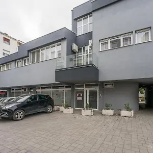 Lukas - Borik Apartamento